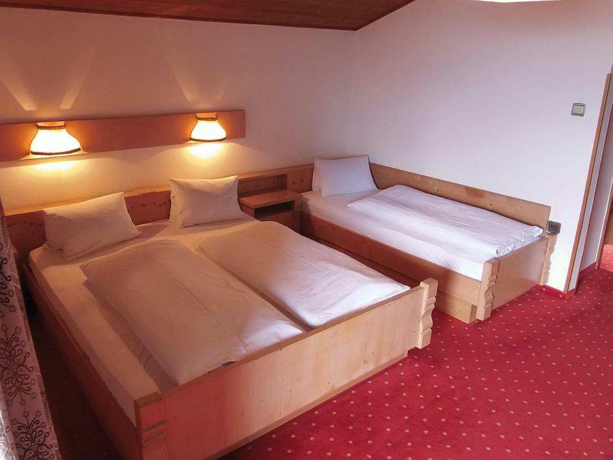 Garni Runggner Traubenhof Hotell Tramin an der Weinstraße Exteriör bild