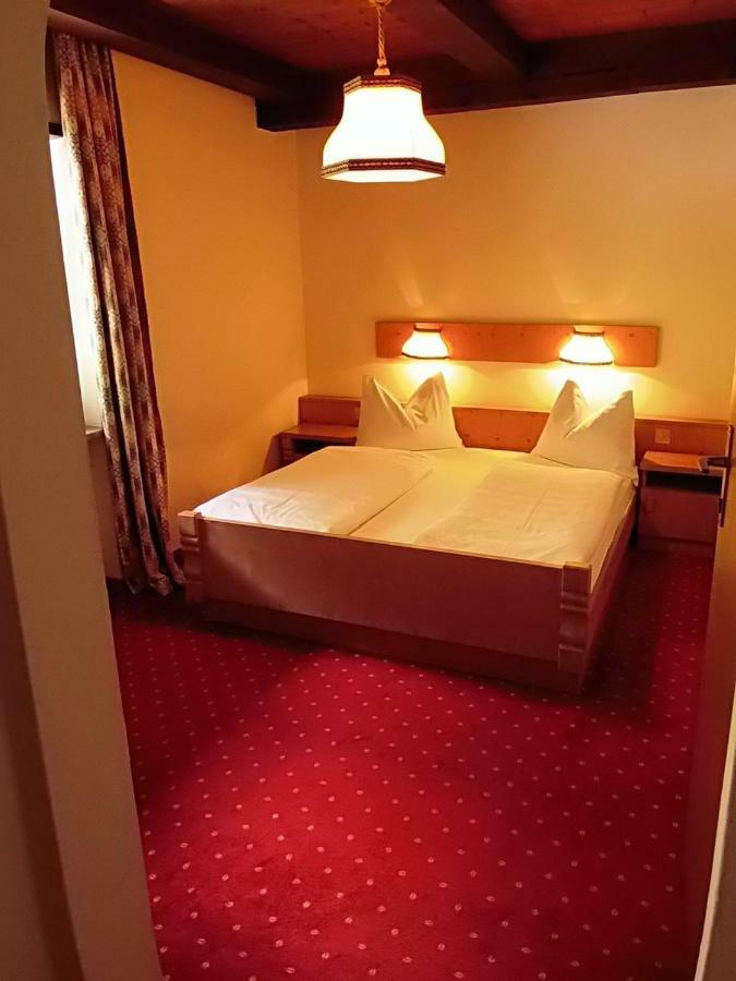 Garni Runggner Traubenhof Hotell Tramin an der Weinstraße Exteriör bild